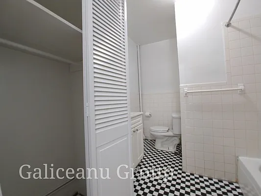 Rented by Lexington Real Estate Group | media 24