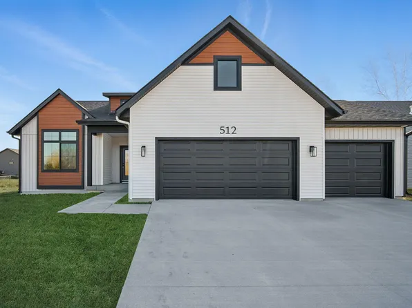 512 Timberline Dr, Gilbert, IA 50105