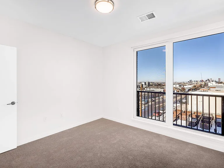Oso Apartments — Photo 181