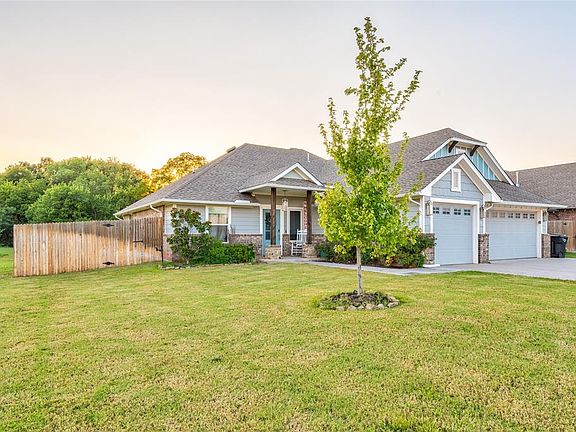 2nd image of 2413 Northfork Dr