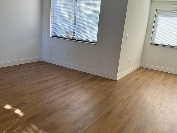 4th image of 201 W Park Dr APT 203