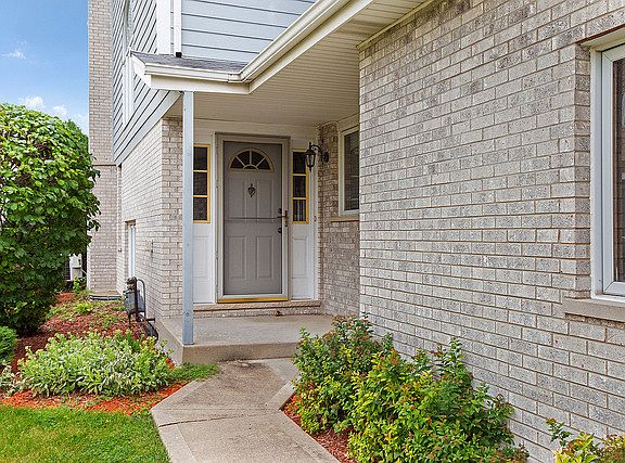 4th image of 8598 Tullamore Dr