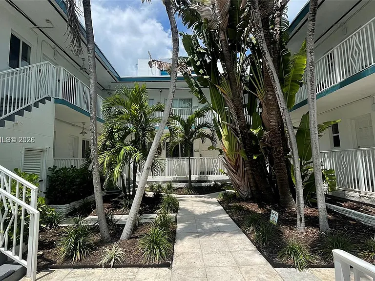 7710 Harding Ave #408 — Photo 3