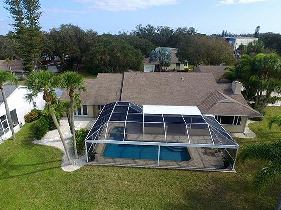 3rd image of 880 Knights Ln
