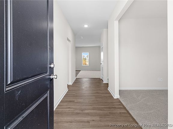5th image of 319 Palomo Pl