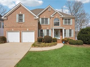 6934 Glen Cove Ln, Stone Mountain, GA 30087