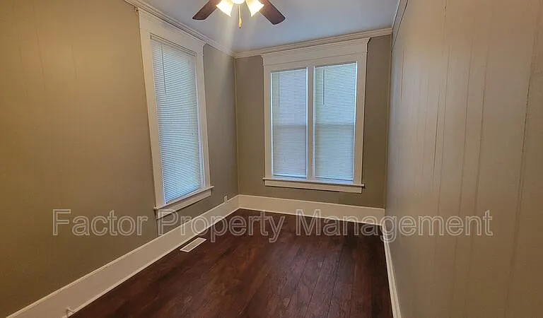 730 N Broad St — Photo 15