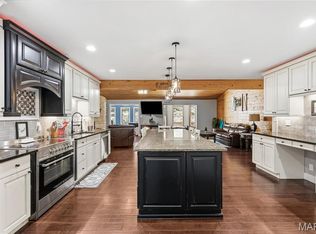 17325 Thunder Spring Rd, Eureka, MO 63025