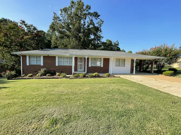 310 Reaves St, Ripley, MS 38663