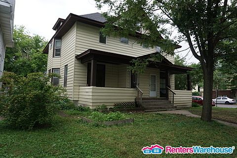 1st image of 428 Wheeler St N