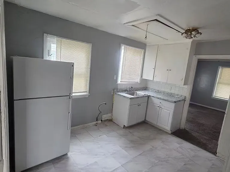 20287 Moenart St — Photo 12