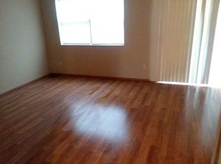 3040 W Village Ln, Springfield, MO 65807