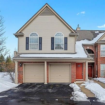 2nd image of 28201 Carlton Way Dr #1