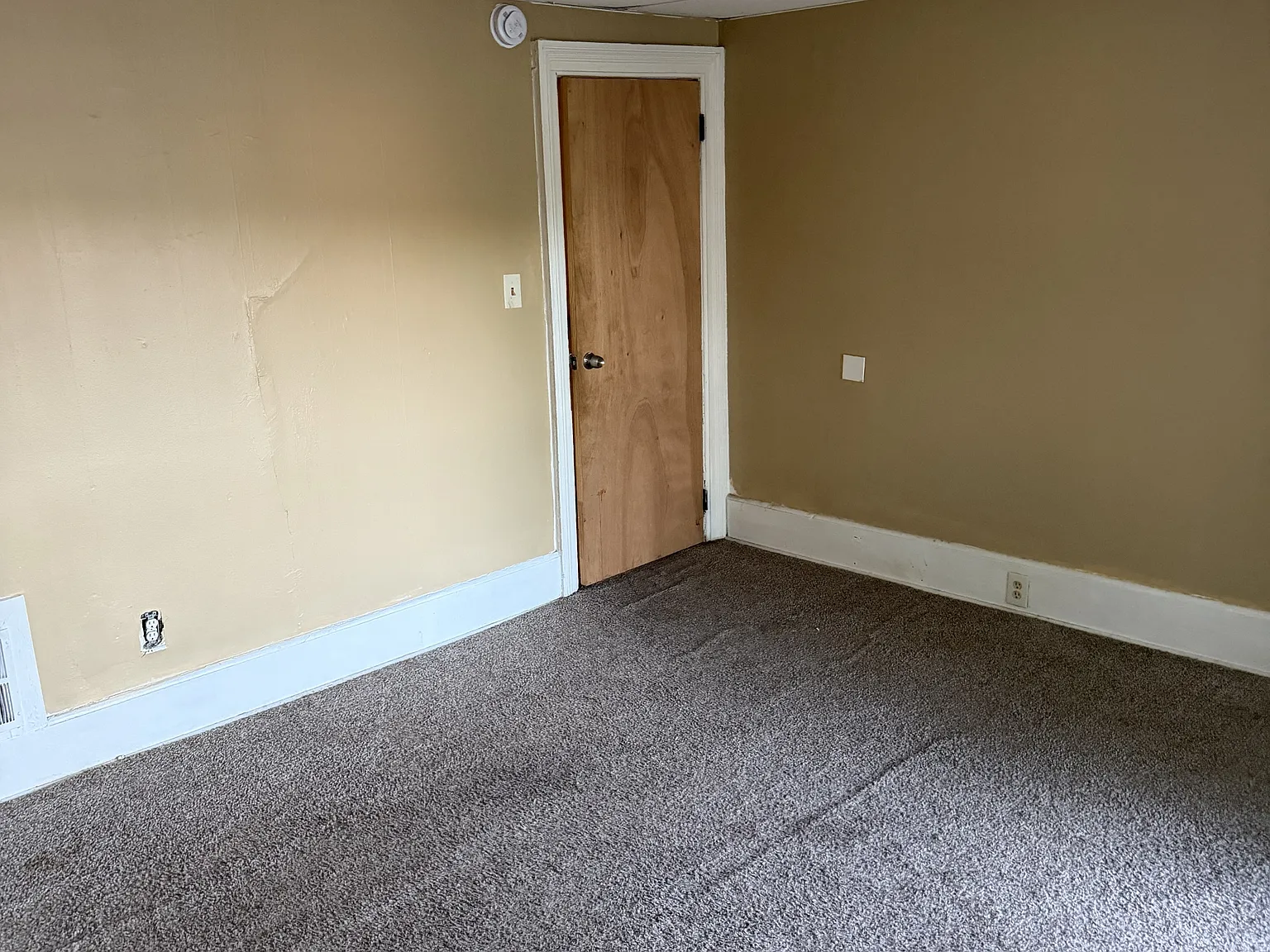 2100 Pershing Boulevard - 3 — Photo 3