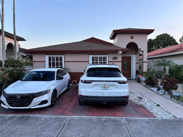 3162 W 69th Pl, Hialeah, FL 33018