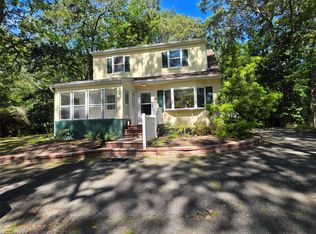 45 Christian Ave, Setauket, NY 11733