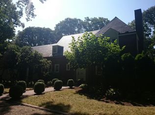 242 Woodland Rd, Brookline, MA 02467
