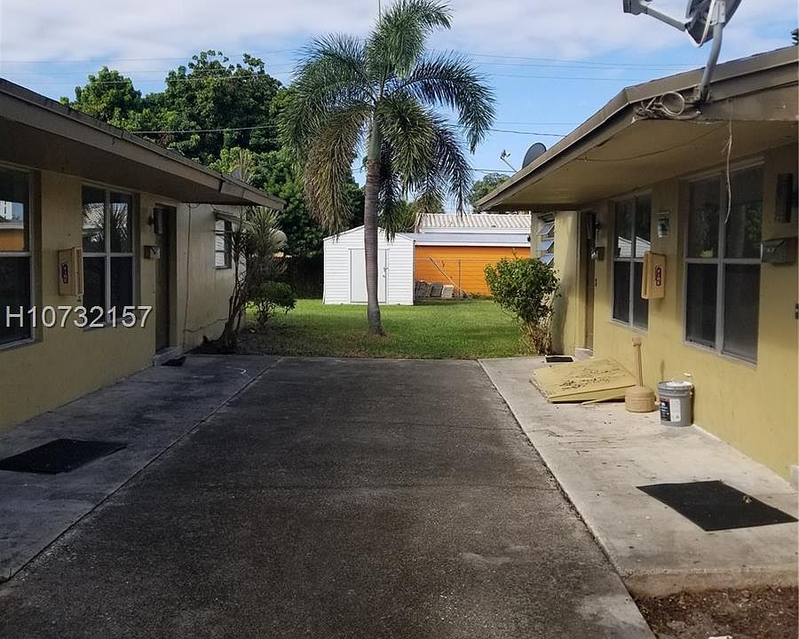 2nd image of 37 NE 2nd Ave