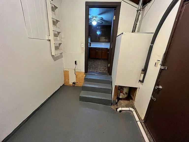1407 Felix Pl — Photo 8