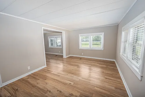 176 W Pine St — Photo 7