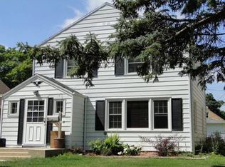 3207 S 40th St, Milwaukee, WI 53215