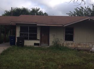 5551 Knoll Krest Dr, San Antonio, TX 78242