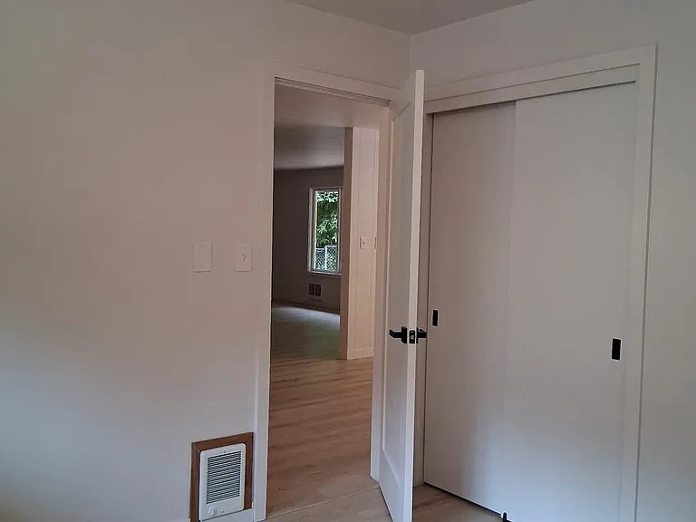 811 Hyak Way — Photo 8