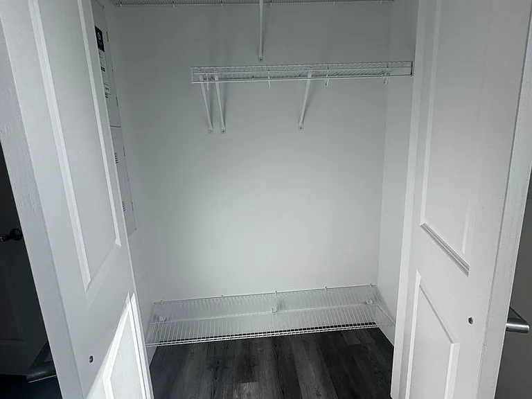 585 ESSEX STREET — Photo 57