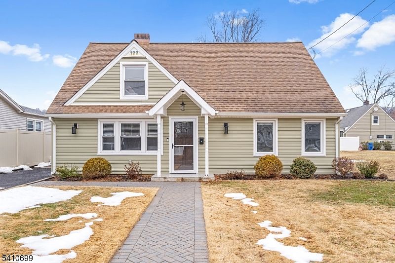 1st image of 122 Greenbrook Rd