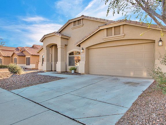3rd image of 43139 W Sunland Dr