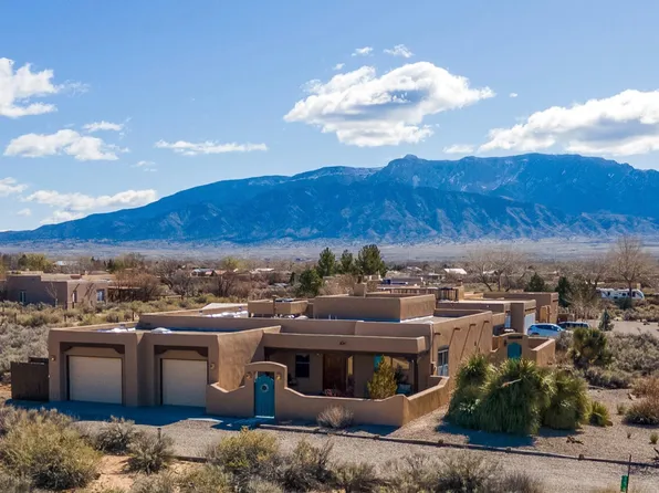 150 Camino Rayo Del Sol, Corrales, NM 87048