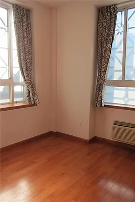 Rented by Kian Realty | media 18