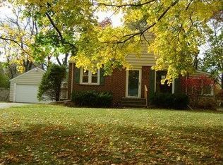 864 Woodbine Blvd, Jackson, MI 49203