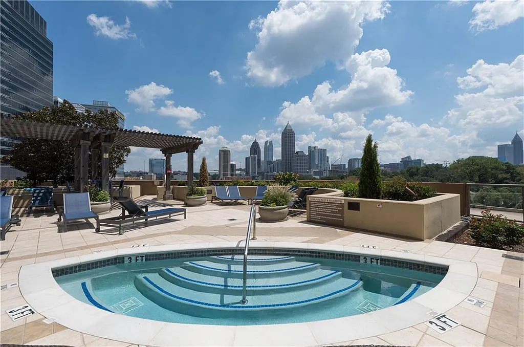 2 bed, 2.5 bath, 1830 sqft, $4,500 — Photo 4