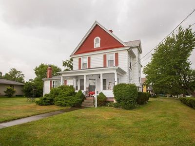 422 Woodland Ave, Elyria, OH, 44035