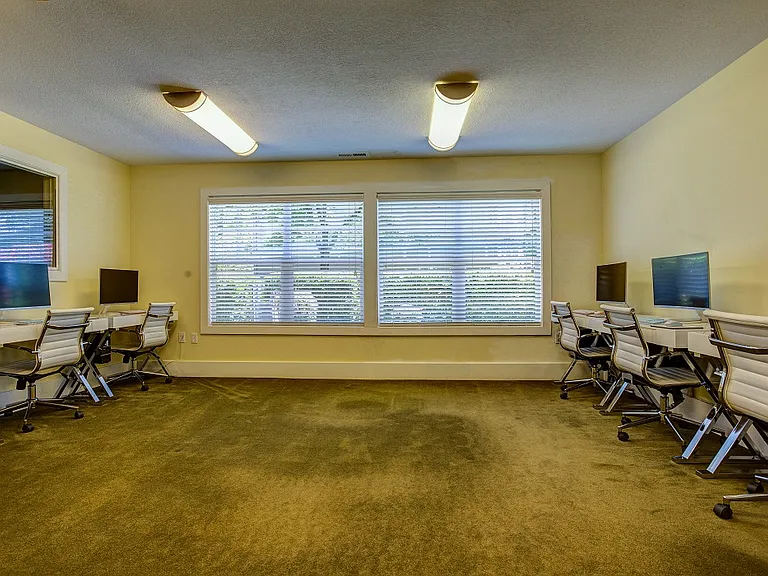 Commons at Timber Creek Apartments — Photo 8