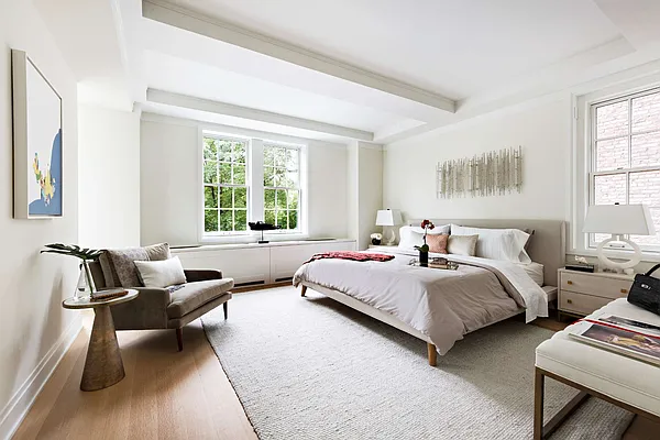 Sold by Compass | media 4