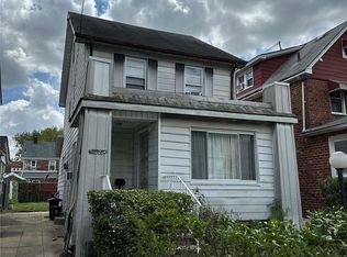 21422 112th Rd, Queens Village, NY 11429