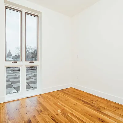 Rented by Nooklyn NYC LLC | media 32