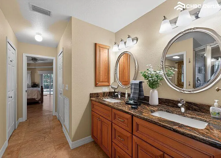 Master Bathroom 1-2