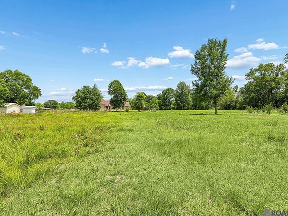 3rd image of Miller Rd