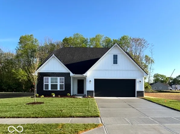 146 Rory Dr, Shelbyville, IN 46176