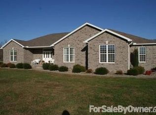 216 Keever Ln, Belleville, WV 26133