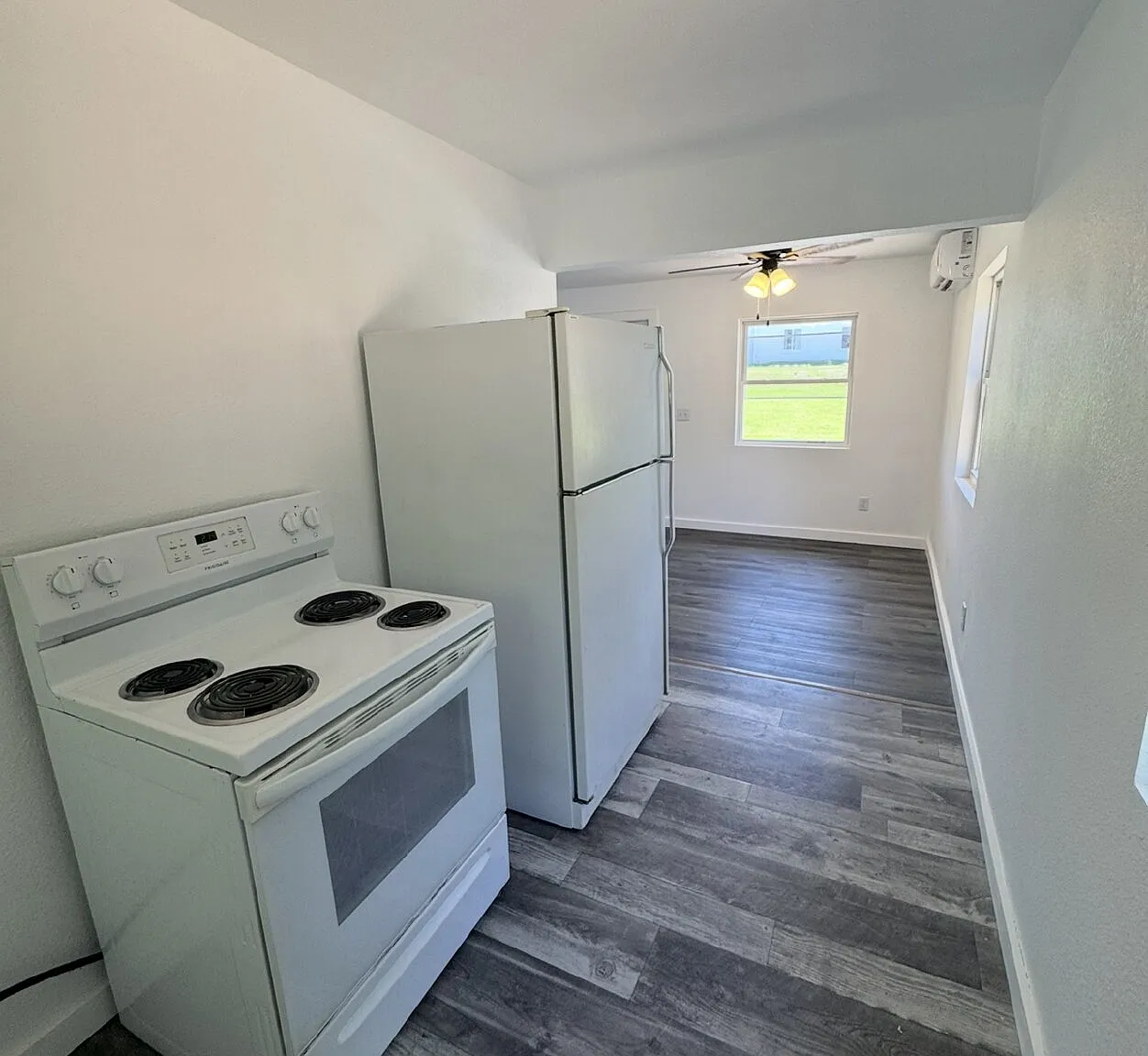 1 bed, 1.0 bath, 500 sqft, $700 — Photo 4