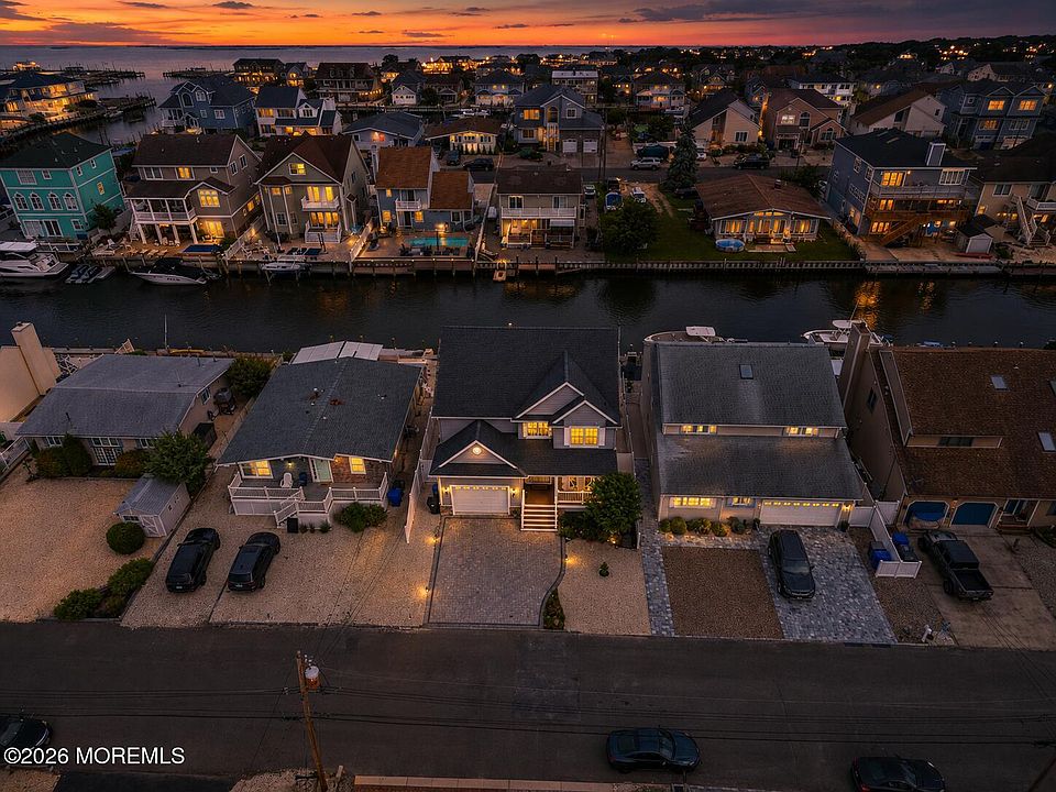 1st image of 23 W Coral Drive