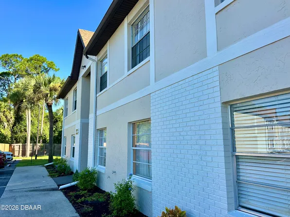 420 Banana Cay Dr APT B, South Daytona, FL 32119