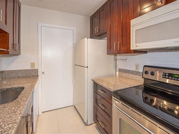 5th image of 30 S J St APT 7