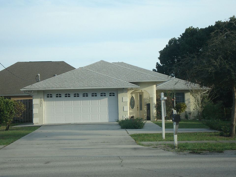 1st image of 1331 S Park Ave