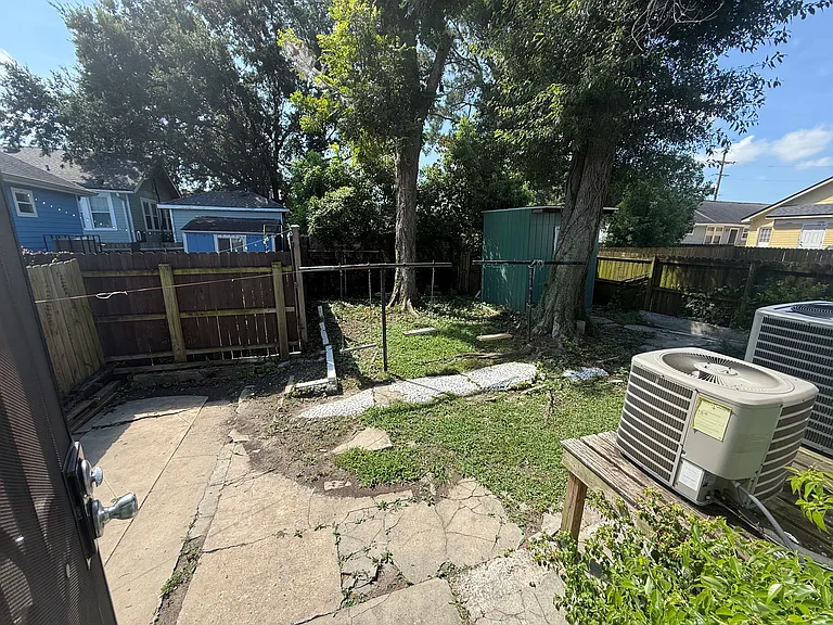 4123 Eagle St — Photo 10