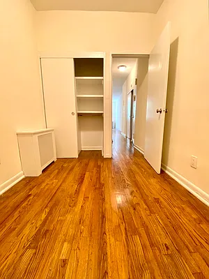 Rented by City & Suburban | media 21